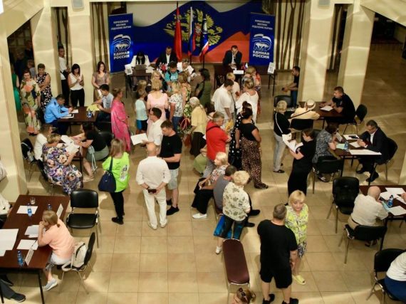 Нотариусы Московской области продолжают участие во всероссийской акции по оказанию бесплатной юридической помощи «Правомобиль»