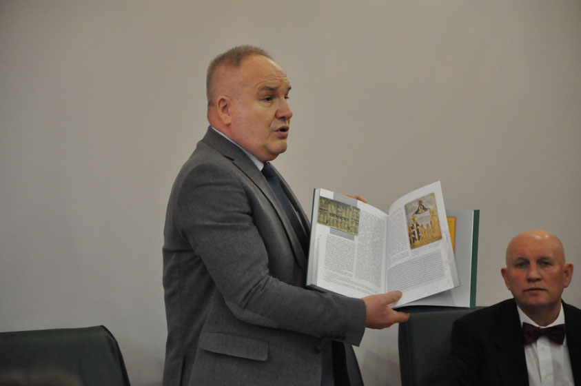 В Московской областной Нотариальной Палате состоялась презентация книги"