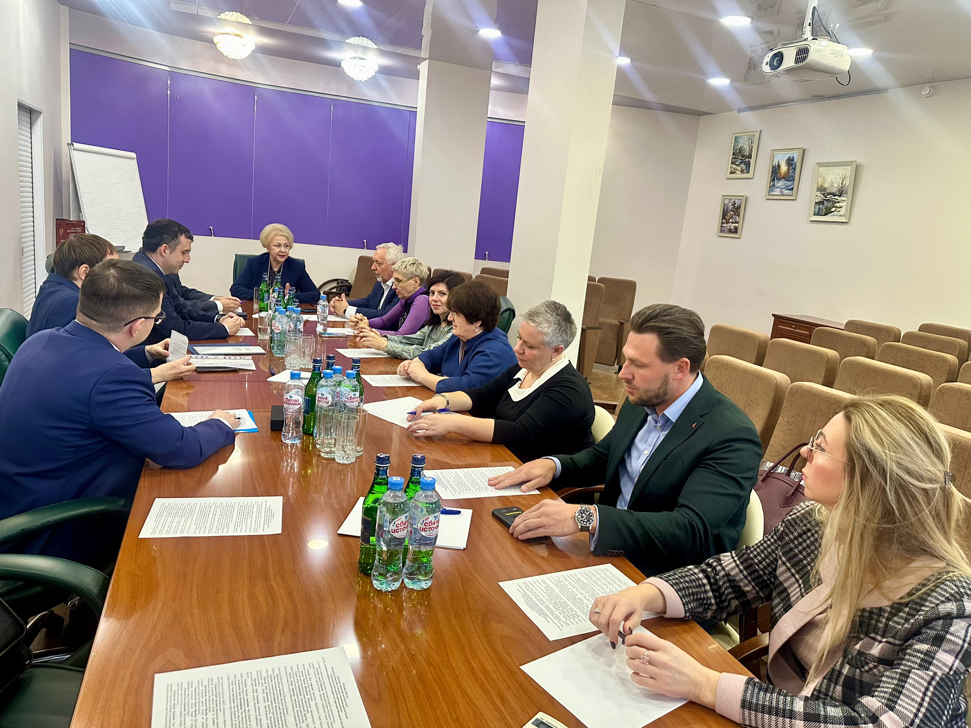 Круглый стол с представителями Московского областного отделения Ассоциации юристов России"