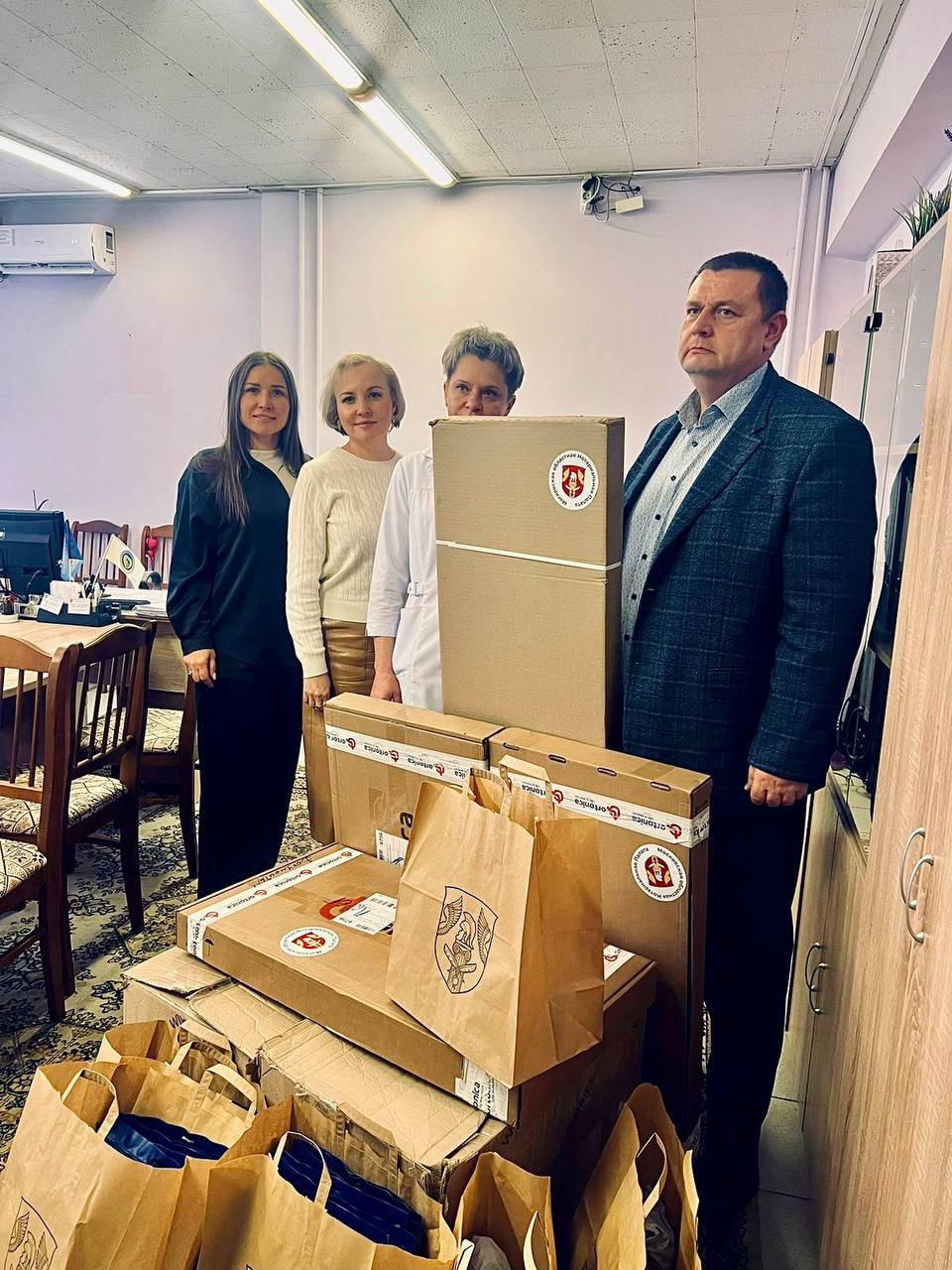 Бесплатная юридическая помощь и гуманитарная поддержка участников СВО"